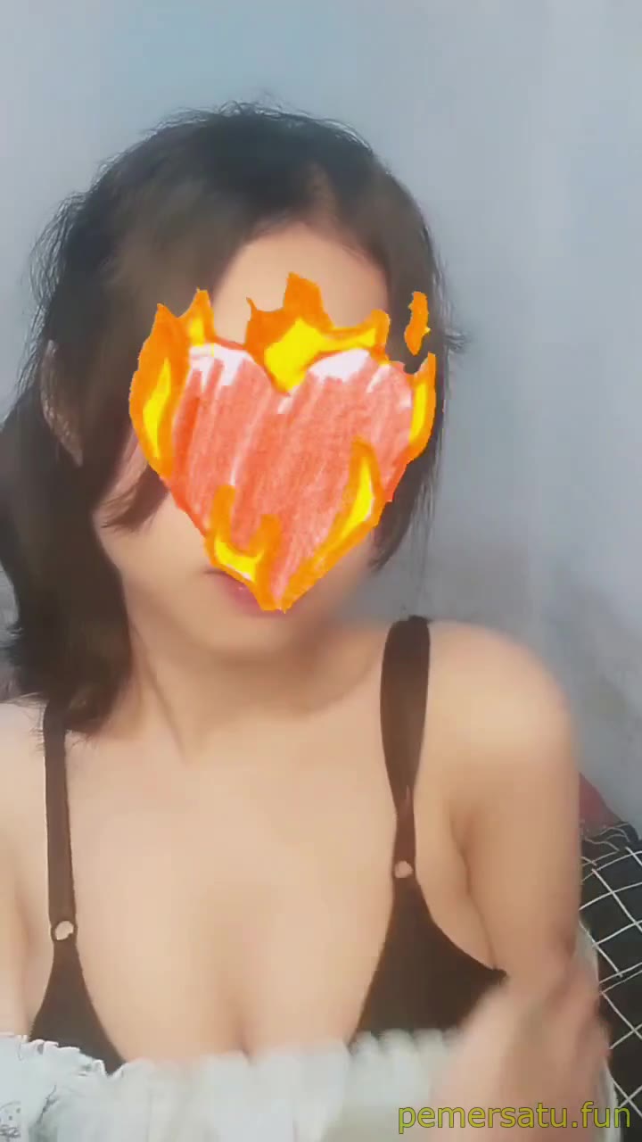 P33 Mutmainah SMA 18yo Colmek Body Sempurna