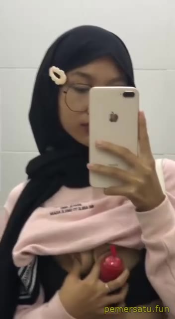 47 Viral Bokep dina jilbab 18yo suka colmek sange 