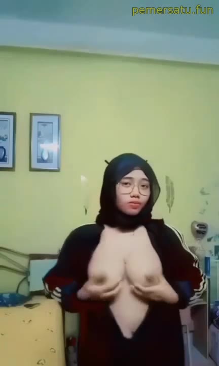 2 Bokep Porno Cindy Centil abg 18yo ngewe fulldur 