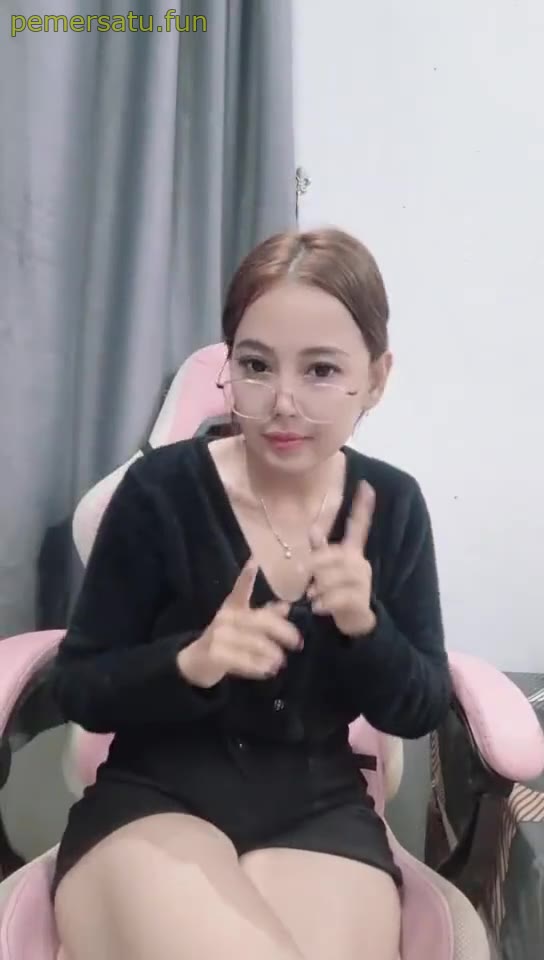 3 Viral Terbaru Annisa Enjell live colmek 