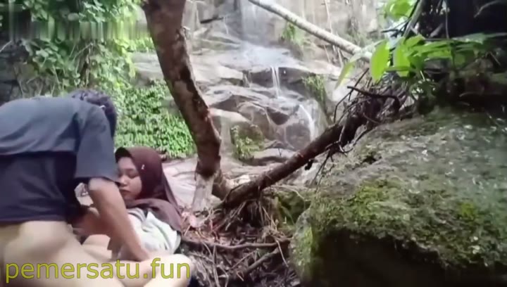 Outdoor Pelajar Hijab Abg 18yo Nekad Ngewe