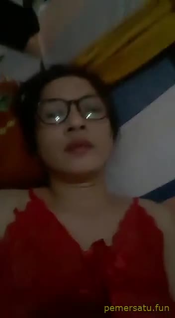 P11 Tante Natascha Rambut Pendek Kacamata Gendut Tocil Sange Colmek