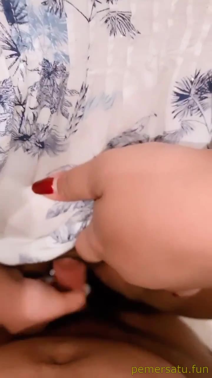 P46 Kiara Selebgram Suka Ngewe Ama Pacar