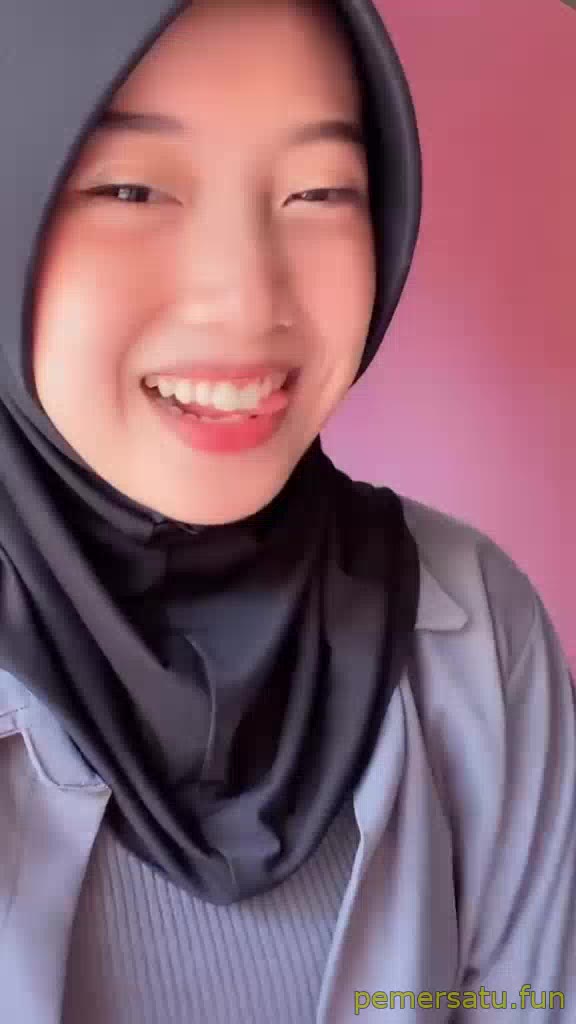 Video Viral Terbaru P7 Reistanada Abg 18Yo Sukanya Colok Memek 7 PEMERSATUDOTFUN