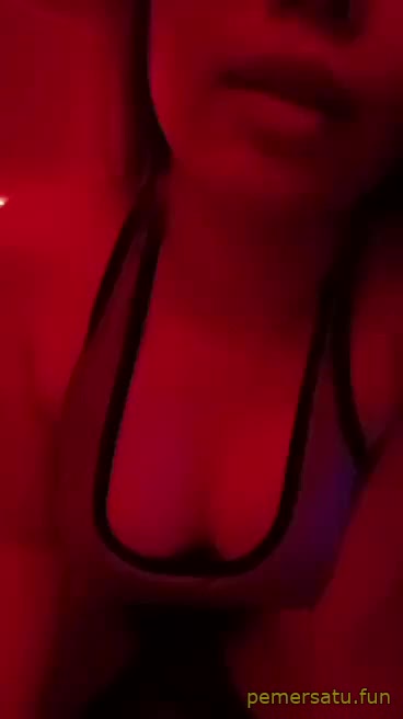1 Porno Viral Jazrine D abg 18yo dientot sepupu 
