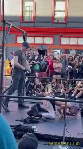 P3 Pesta Seks Ngentot Di Depan Umum