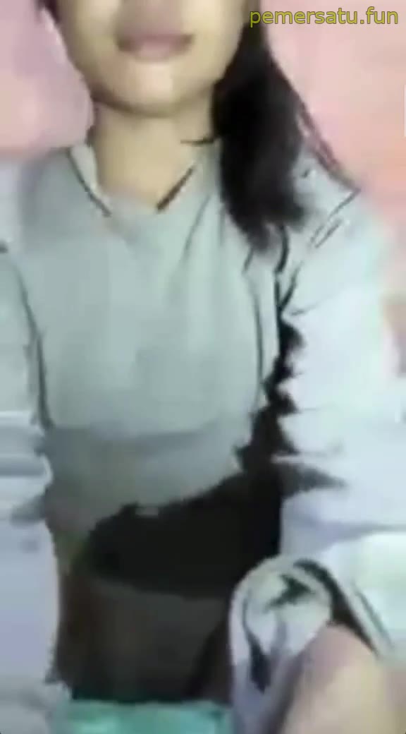 Video Viral Terbaru P8 Zee 18Yo Pemersatu Fun 8 PEMERSATUDOTFUN