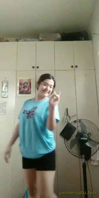 24 Porno Viral anna cantik mulus tobrut sange ngewe 