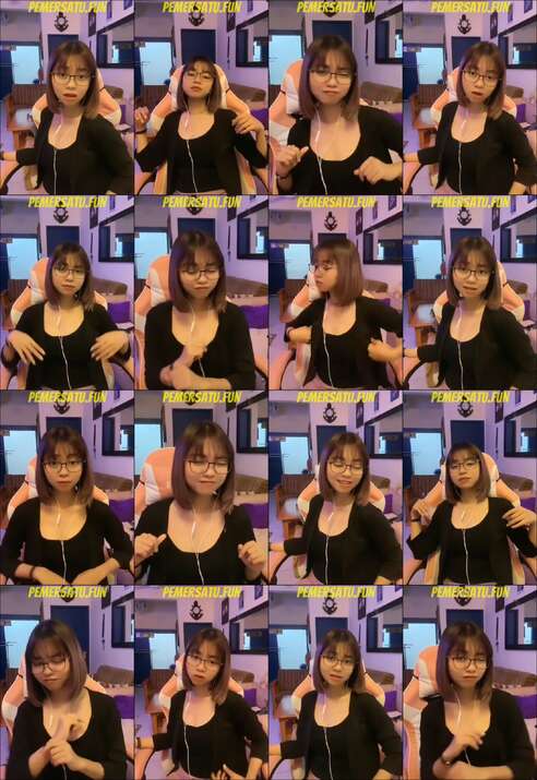 Nia Arisha PEMERSATU DOT FUN (1)