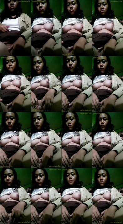 Anisa ABG 18yo Imut Toket Kecil Colok Memek Becek (6)