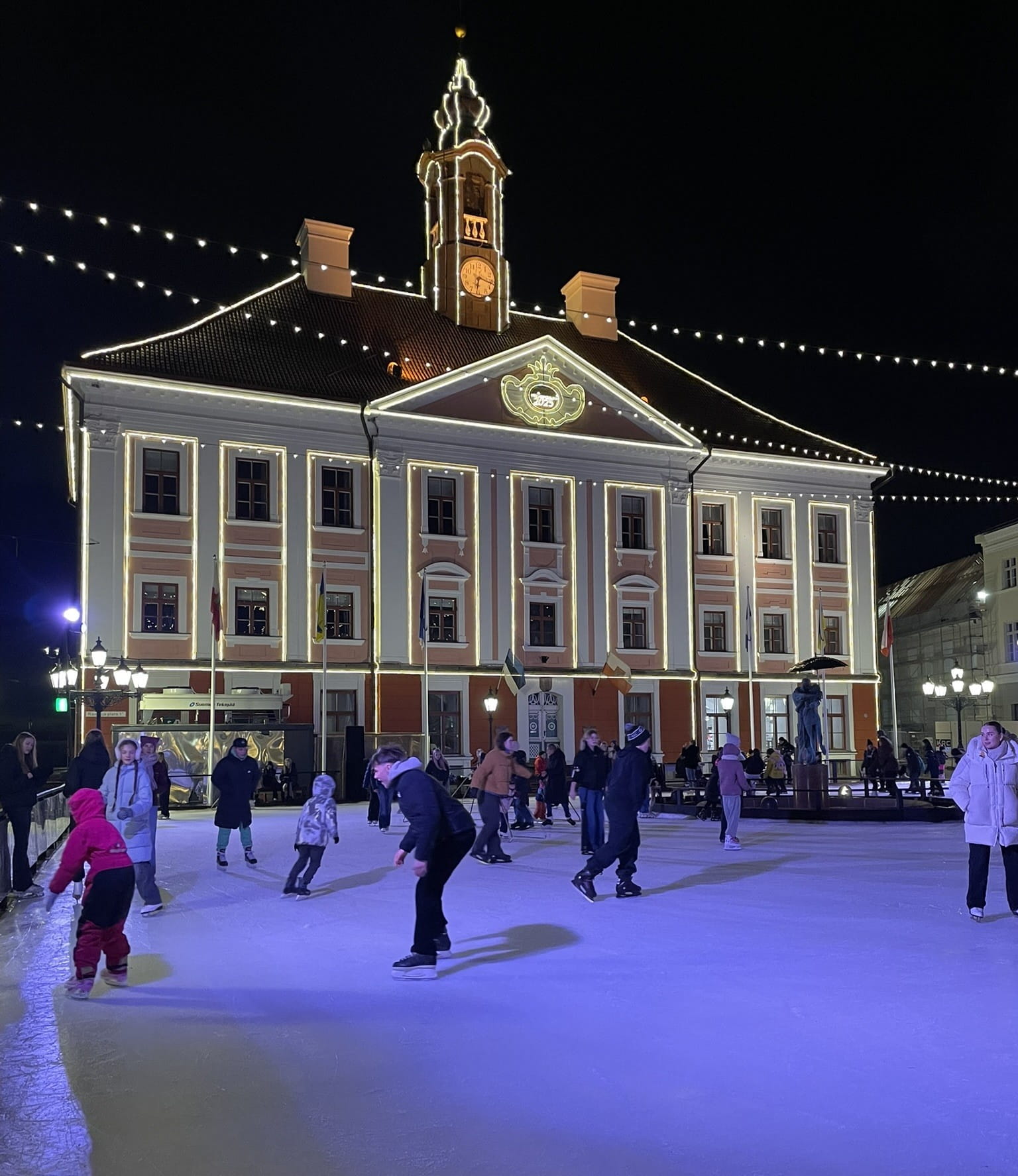 Tartu ice skating rink in front of town hall