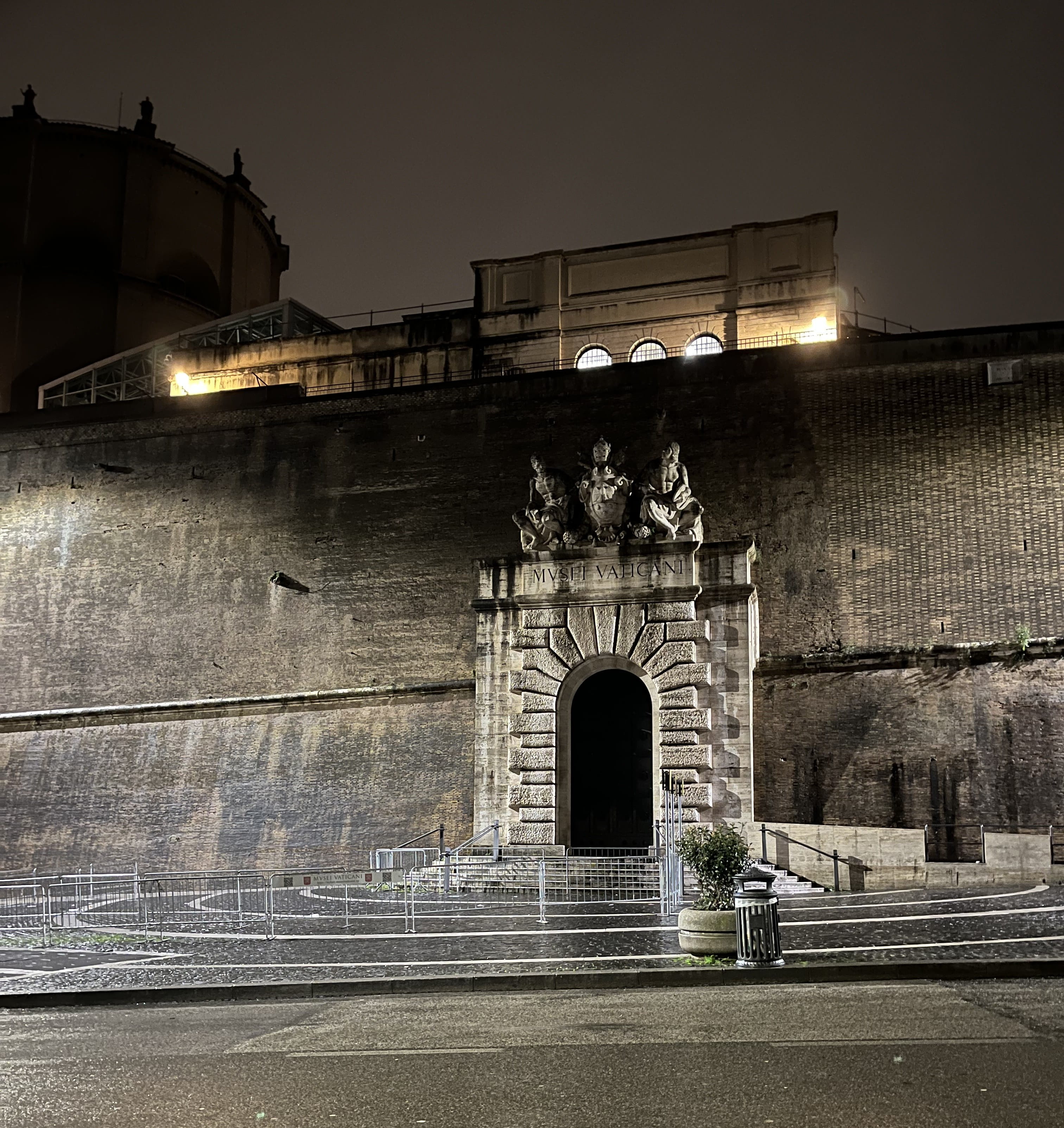 Vatican Museums (2)