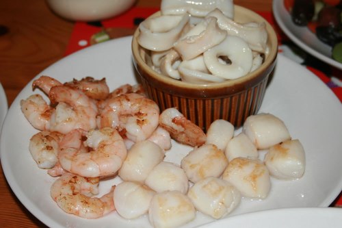 scallops, prawns and squid rings