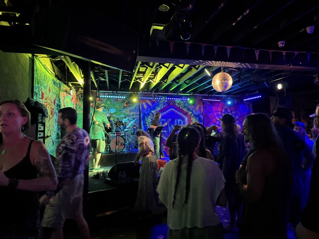 Ocean Beach’s Grateful Dead Mondays aren’t going anywhere, but they won’t be at Winston’s anymore