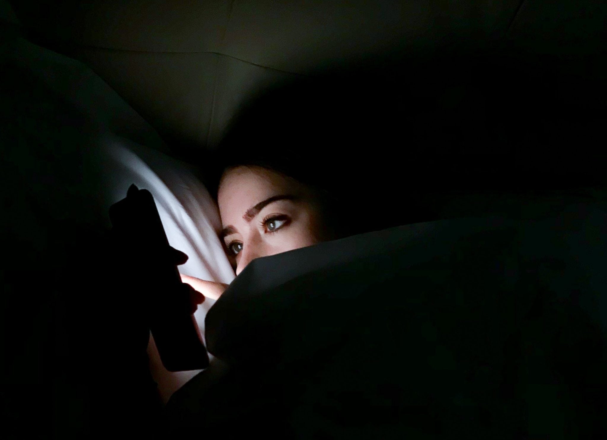 8 Positive Ways to Replace Your Morning Scroll