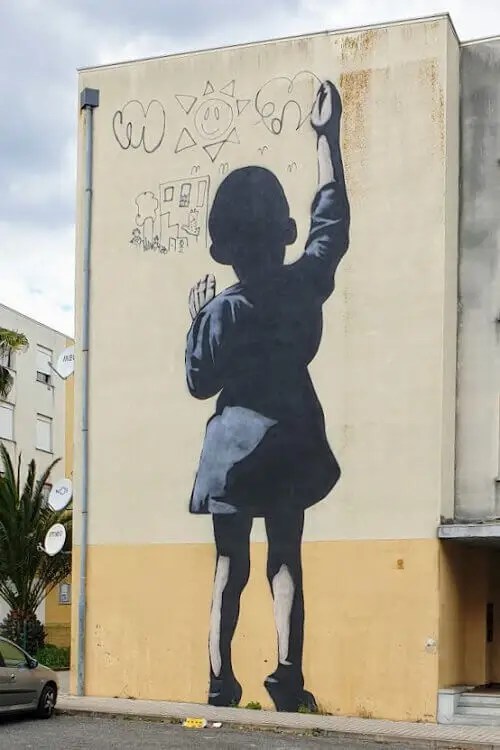 Street art by Adres in Quinta do Mocho, Lisbon