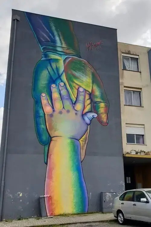 Street art by MGomes in Quinta do Mocho, Lisbon