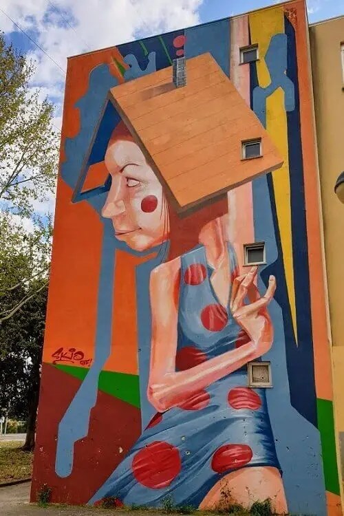 Street art by Skio in Quinta do Mocho, Lisbon