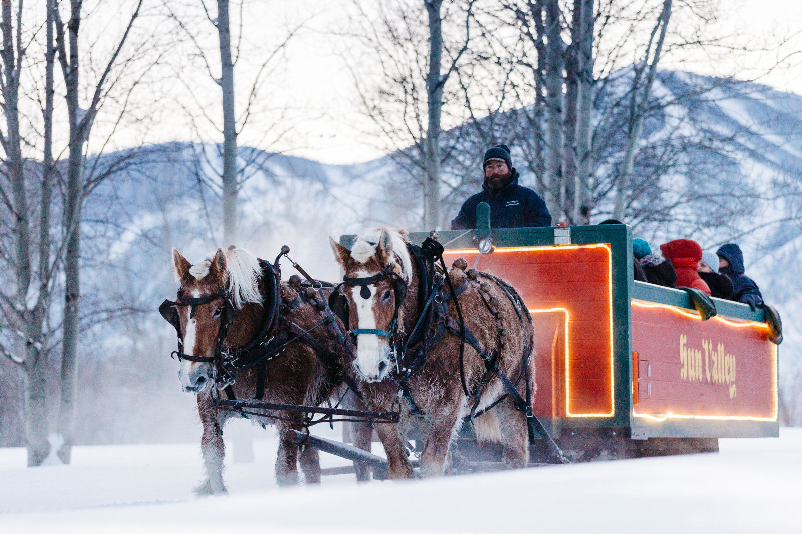 Be the first to discover secret destinations, travel hacks, and more. 10 Easy Winter Weekend Getaways To Take Now