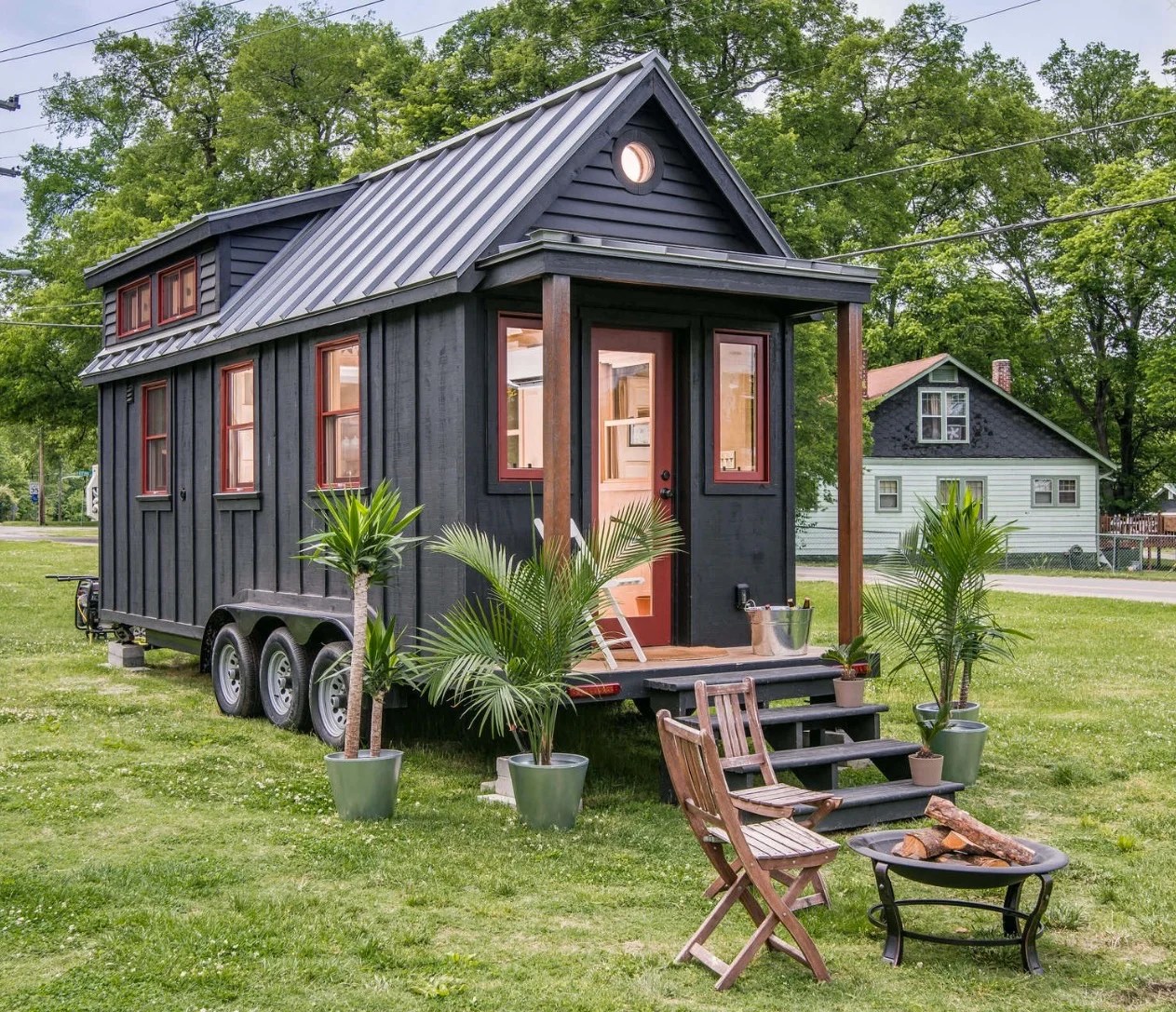 Tiny House Living on a Budget - 10 Inexpensive Small Homes