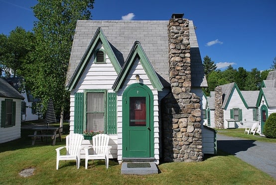 Playhouse Turned Into A Cozy Tiny Home | Home Design ...