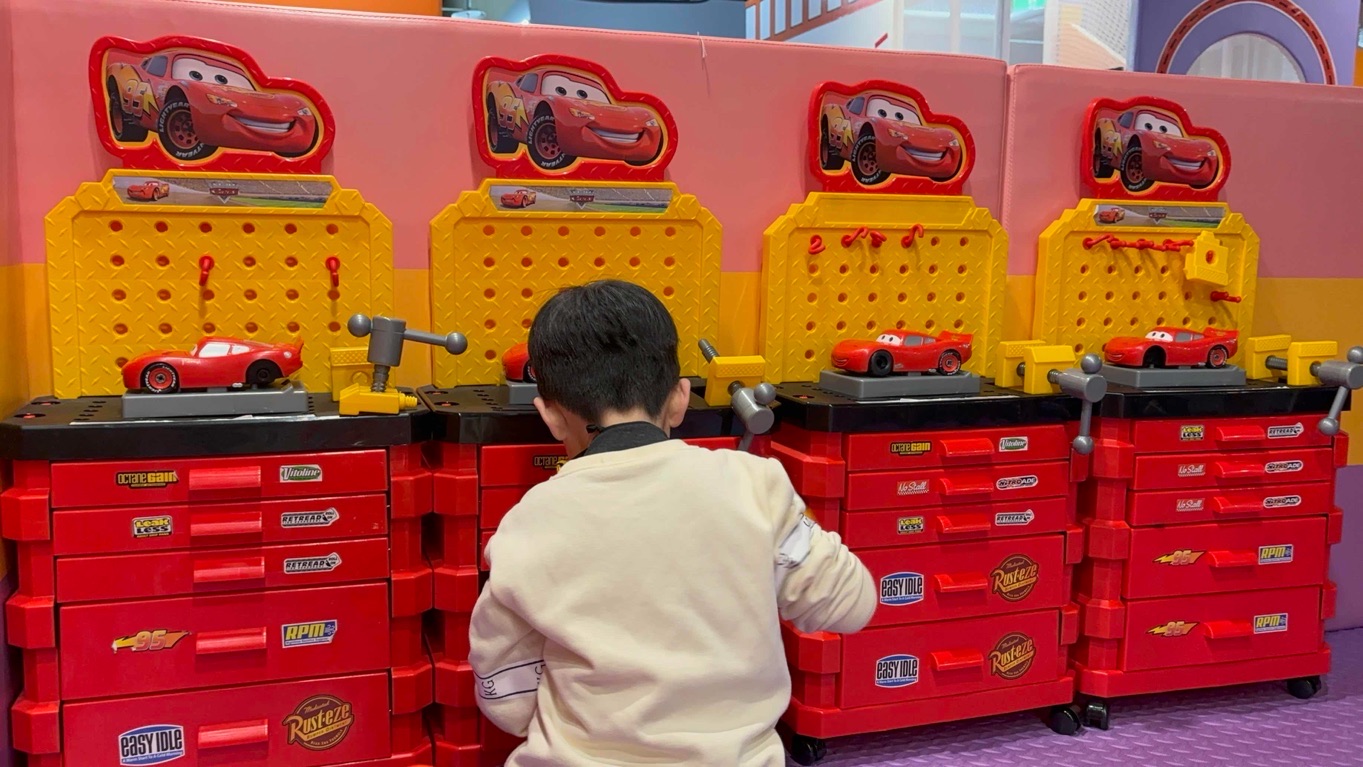 內湖火山大冒險維修廠