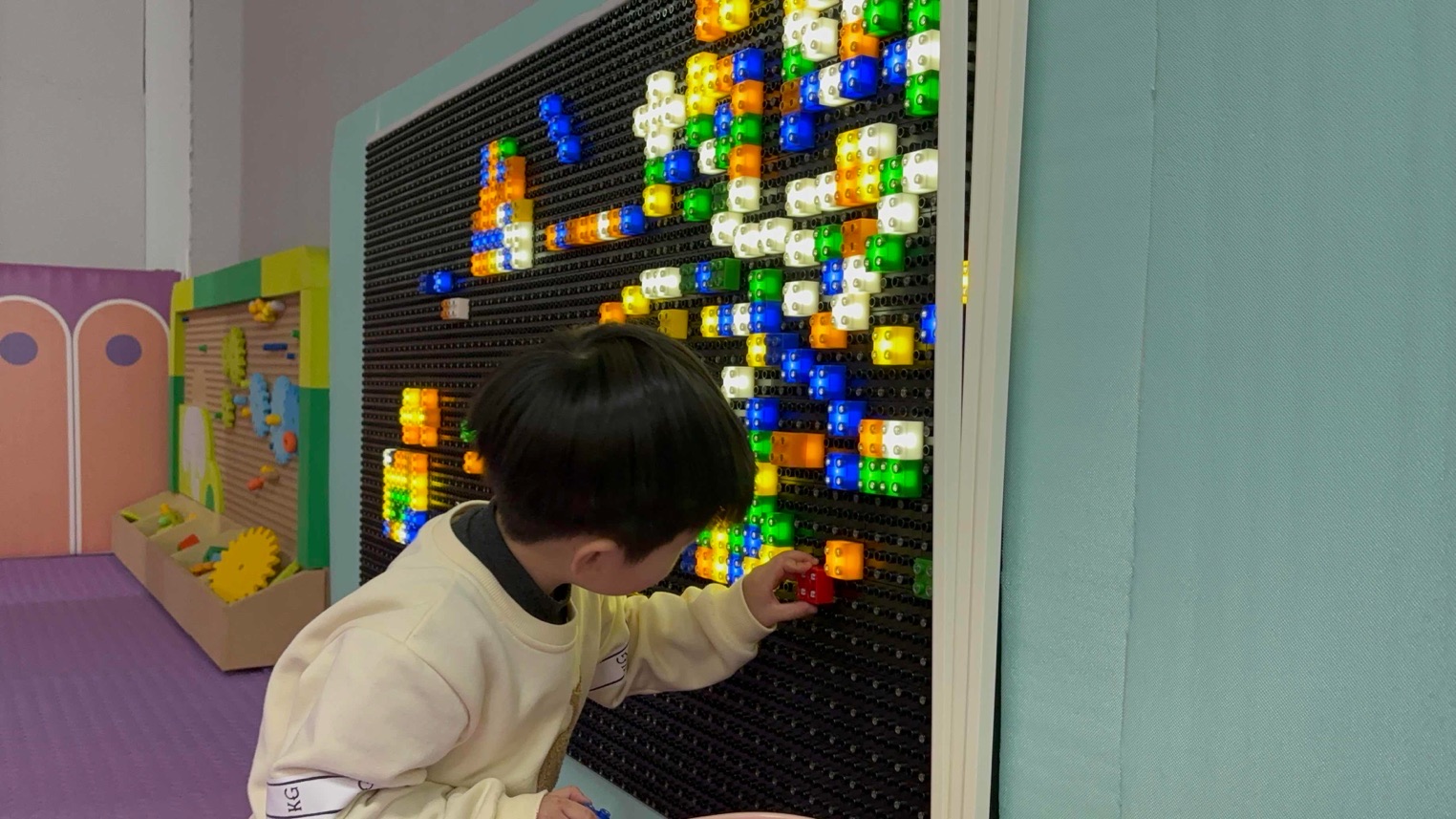 內湖火山大冒險發亮積木