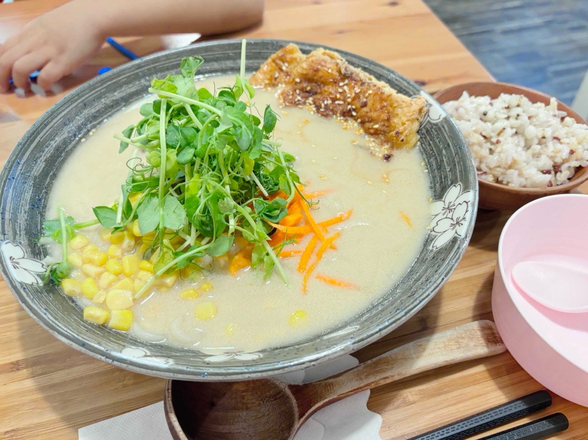 原粹蔬食作味增豆皮拉麵