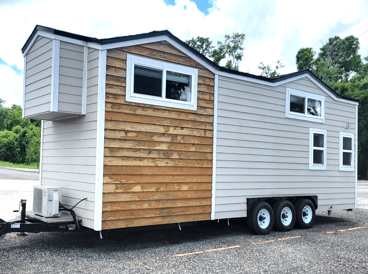 The Nook – Modern Economical Tiny House for Rent in Orlando, FL