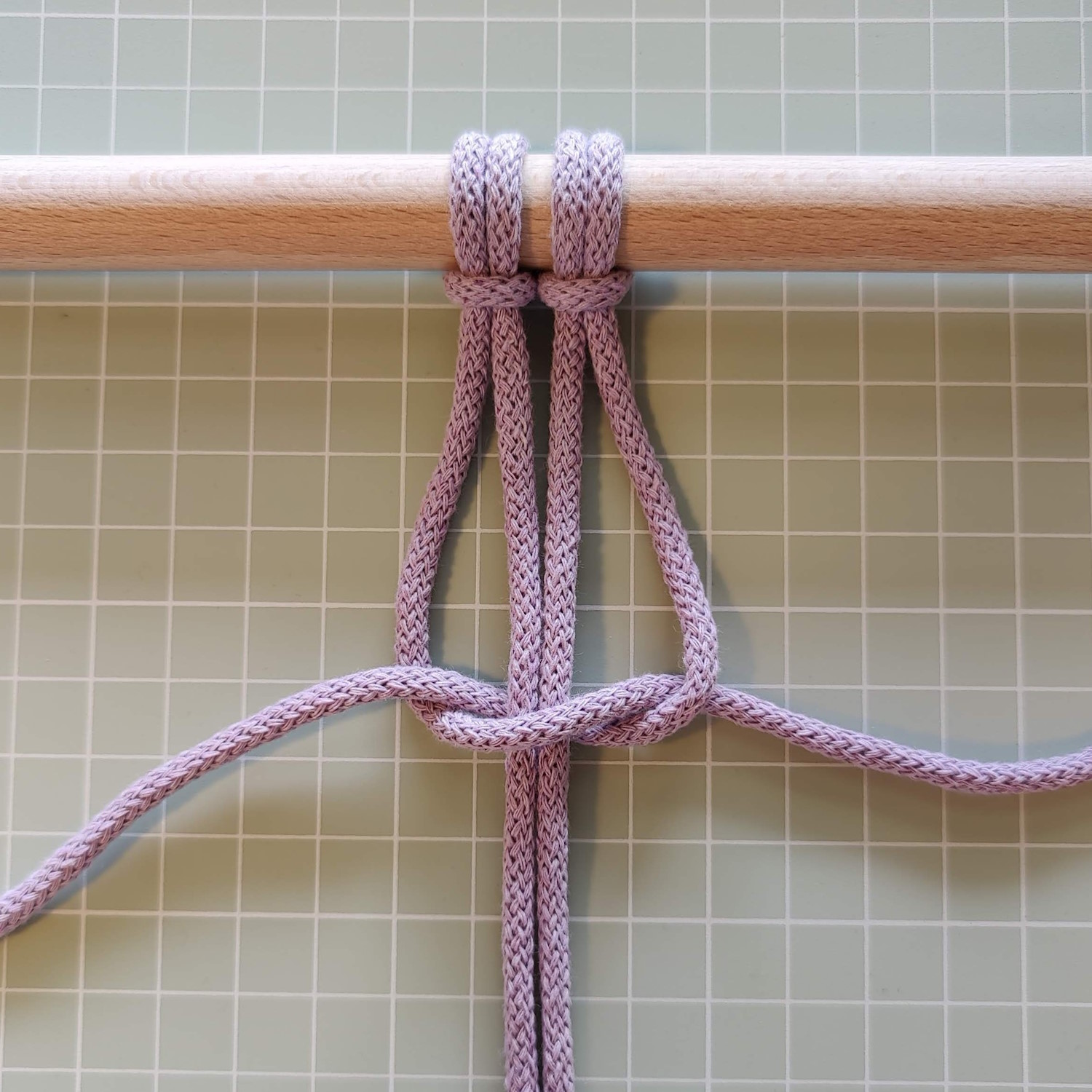 Macrame square knot tutorial Easy stepbystep instructions