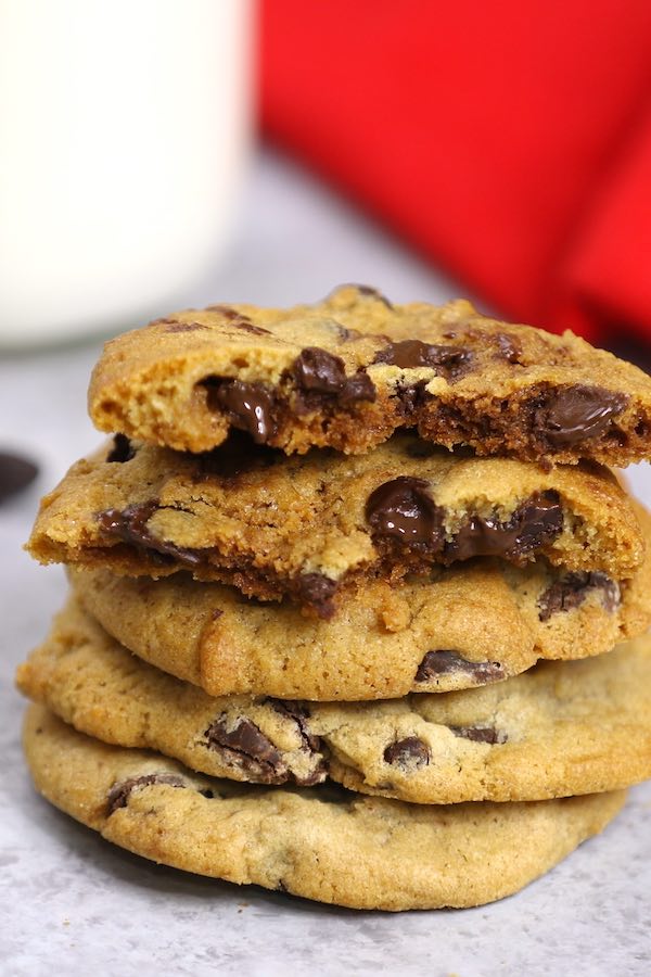 Ingredients · 8 tablespoons of salted butter · 1/2 cup white sugar (i like to use raw cane sugar with a coarser texture) · 1/4 cup packed light brown sugar · 1 . Homemade Chocolate Chip Cookie Dough Tipbuzz