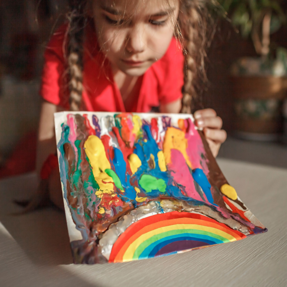 12 melted crayon crafts