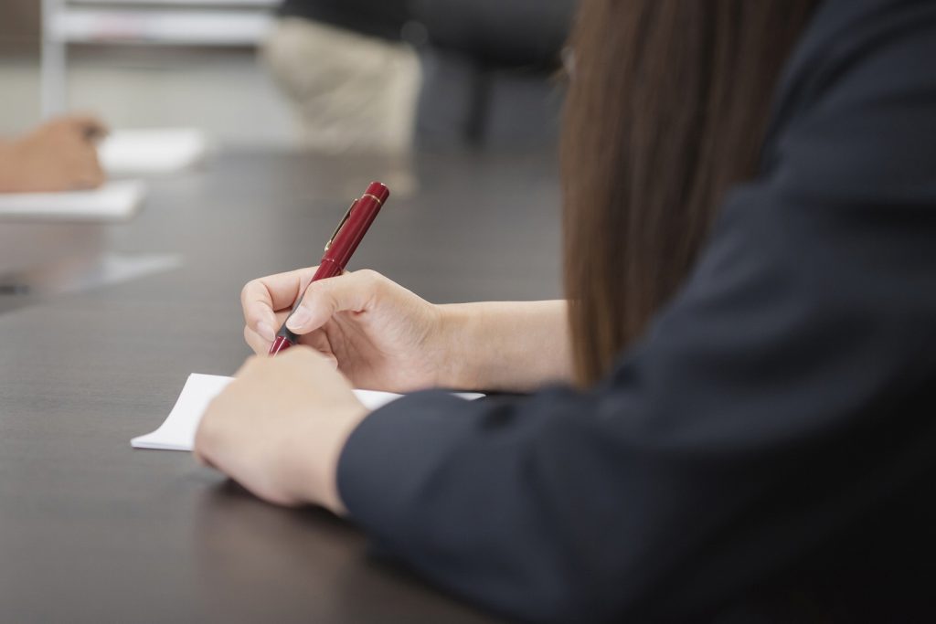 育児休業を取るための条件は？申請方法、注意点など知っておこう