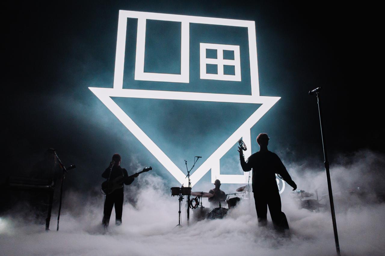 Miles de voces acompañaron a The Neighbourhood en Monterrey