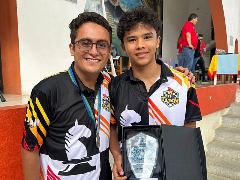 titanchess logros