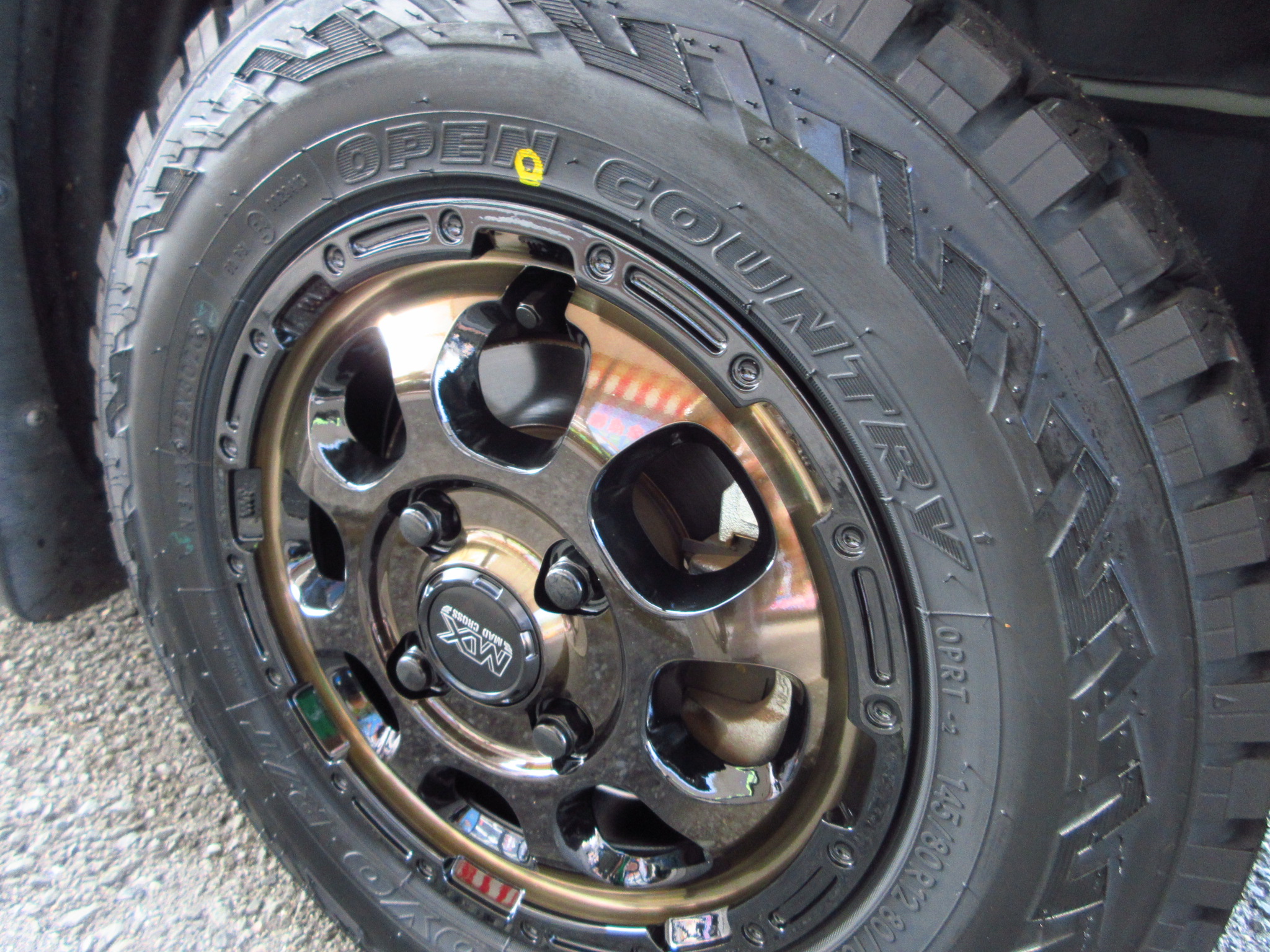 N-VANにマッドクロス・グレイス取り付けました | 山口でタイヤのこと