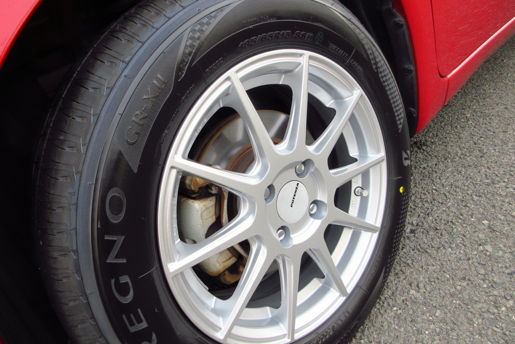 ノートにPOTENZA SW010を取り付けました | 山口でタイヤの
