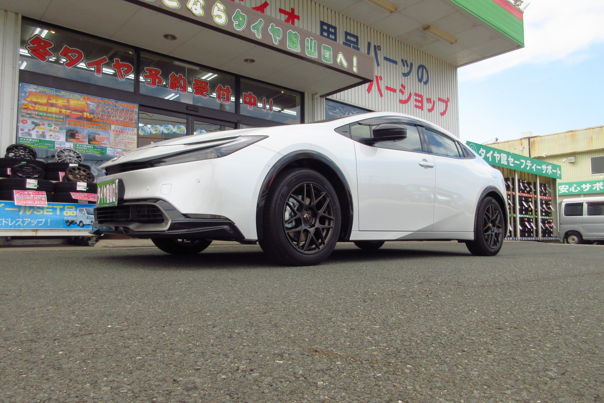 プリウスにウェッズスポーツSA27Rを取り付けました | 山口で
