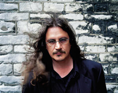 Een vlaamse vriendin van mij die mij als eerste attent maakte op « grand . Ilja Leonard Pfeijffer Bekeerd December 2018 Grand Hotel Europa 10 Landen Vertaald Januari 2020 Ilja Over Zijn Grote Liefde Scherpe Columns In De Nrc 25 8 De Barbaren Alessandro Baricco 1 September 2020