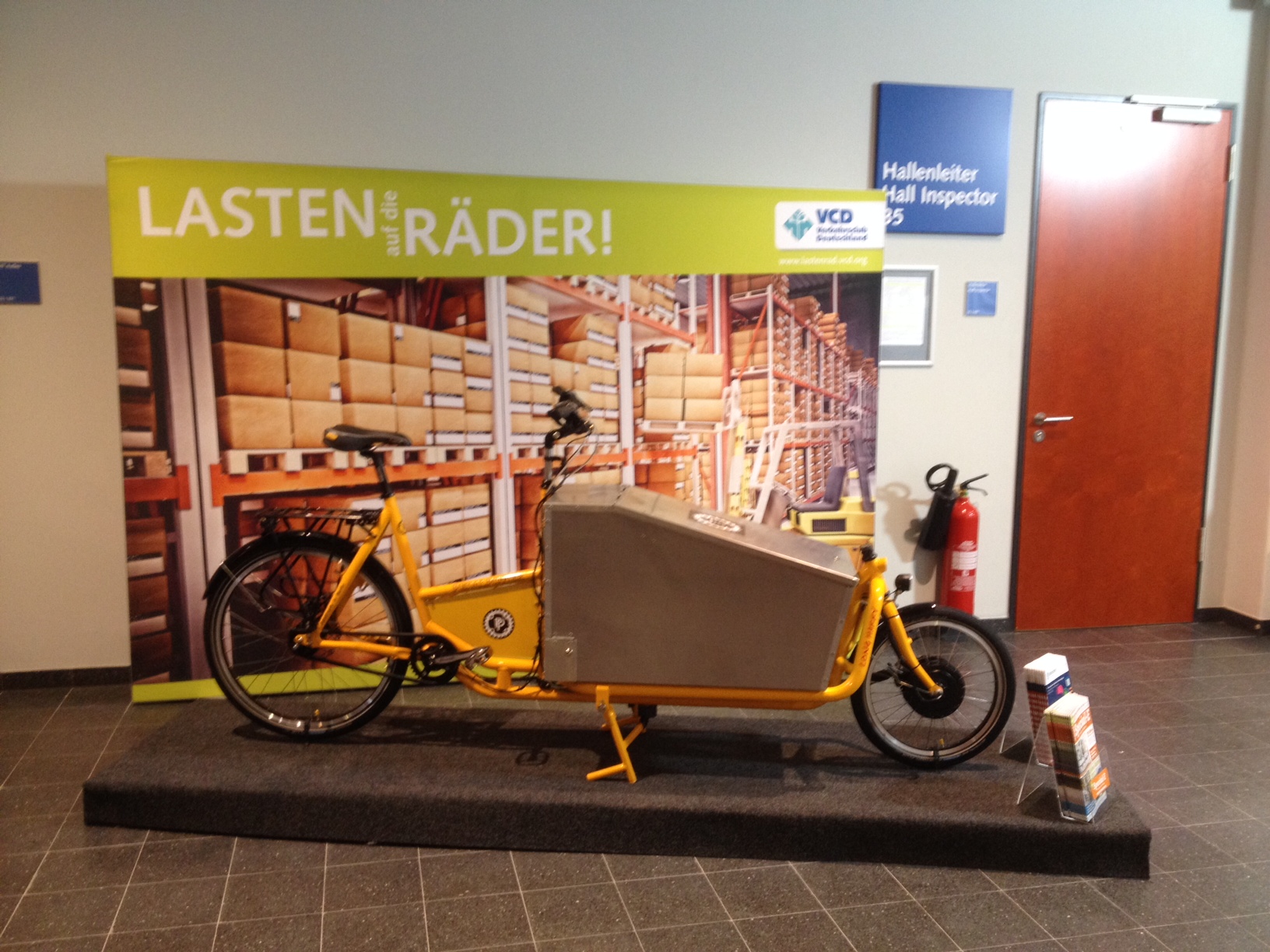 LASTEN auf die RÄDER lautet der Slogan des VCD, hier ein Pedalpower Long Harry Alu mit Alu-Messengerkiste