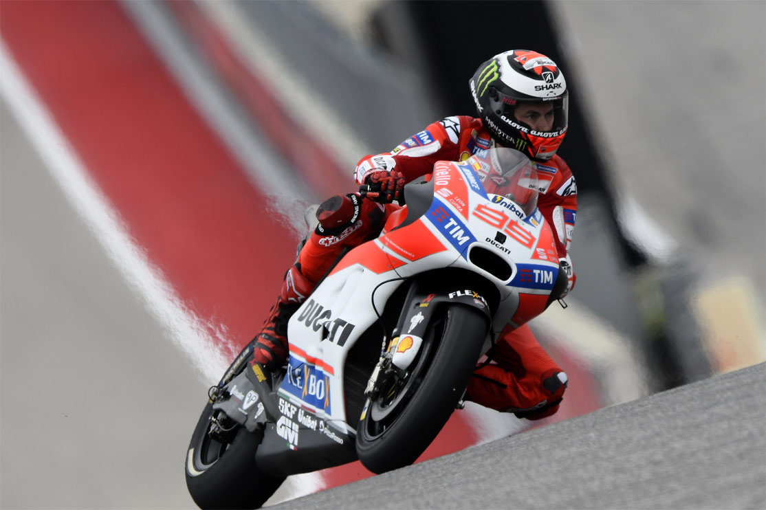 Jorge Lorenzo Jelaskan Bedanya Bawa Yamaha M1 Dan Ducati
