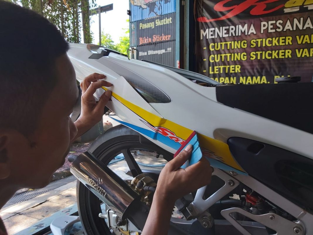 Restorasi: Suzuki Satria RU120R MY2004 . . . 'HIU' Dari ...