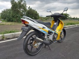 Restorasi suzuki satria hiu - YouTube