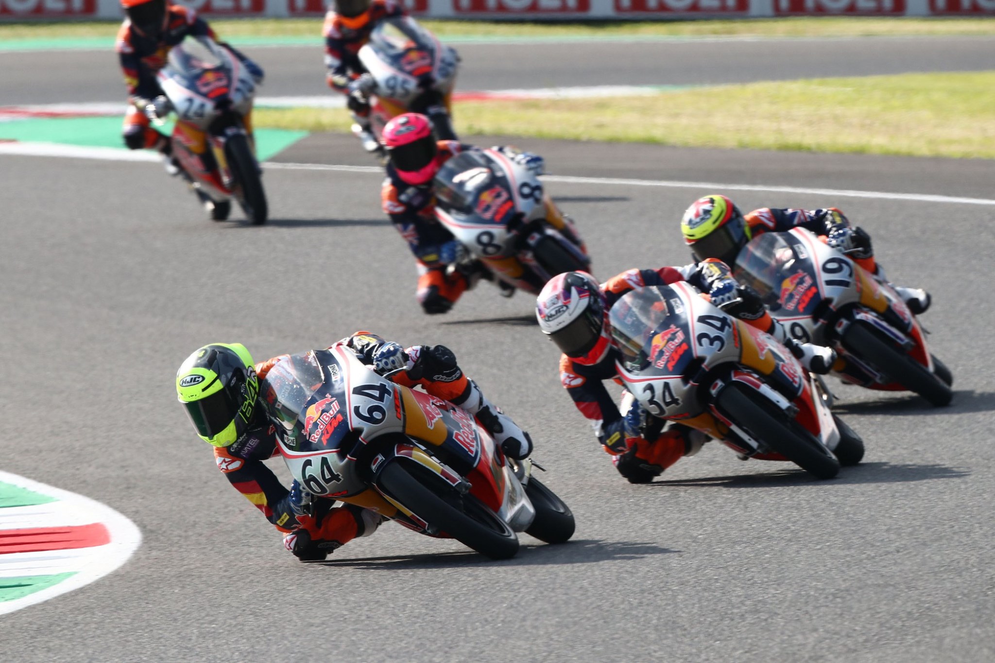 Pekan Finale Red Bull Rookies Cup 21 Yang Menentukan Di Aragon Buat Mario Aji Tmcblog Com
