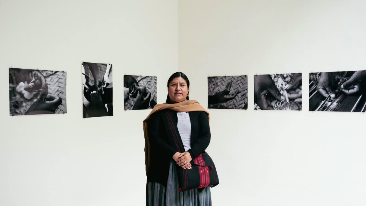Elvira Espejo y lo que saben las manos