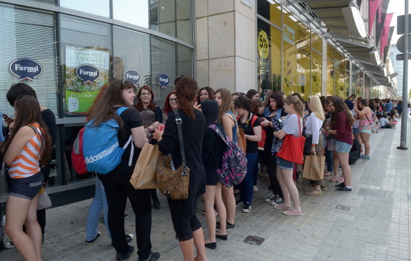 Jamie Campbell Bower Attends 'City of Bones' Fan Event in Barcelona