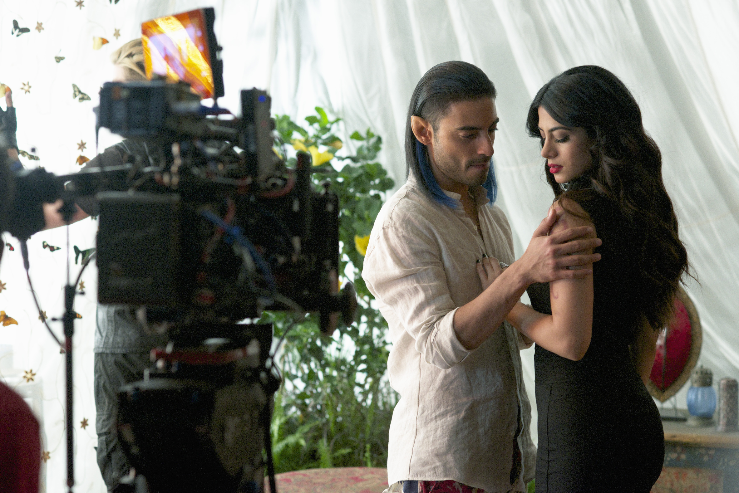 SHADOWHUNTERS - "Moo Shu To Go" - Alec finds himself torn between duty and loyalty to Jace in “Moo Shu to Go,” an all-new episode of “Shadowhunters,” airing Tuesday, February 9th at 9:00 – 10:00 p.m., EST/PST on Freeform, the new name for ABC Family. (Freeform/Sven Frenzel) JADE HASSOUNE, EMERAUDE TOUBIA