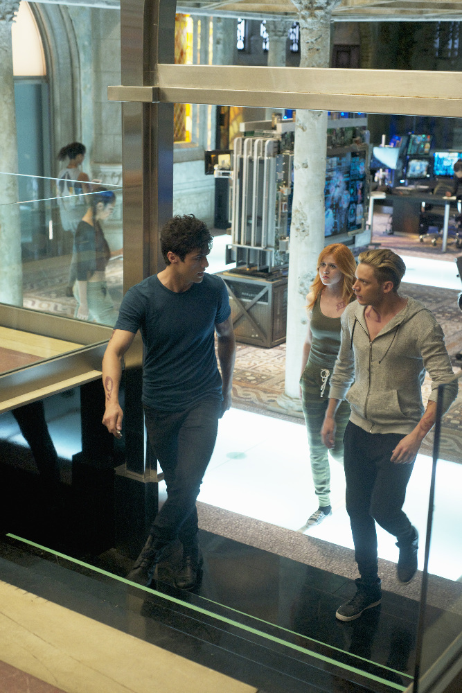 SHADOWHUNTERS - "Moo Shu To Go" - Alec finds himself torn between duty and loyalty to Jace in “Moo Shu to Go,” an all-new episode of “Shadowhunters,” airing Tuesday, February 9th at 9:00 – 10:00 p.m., EST/PST on Freeform, the new name for ABC Family. (Freeform/Sven Frenzel) MATTHEW DADDARIO, KATHERINE MCNAMARA, DOMINIC SHERWOOD