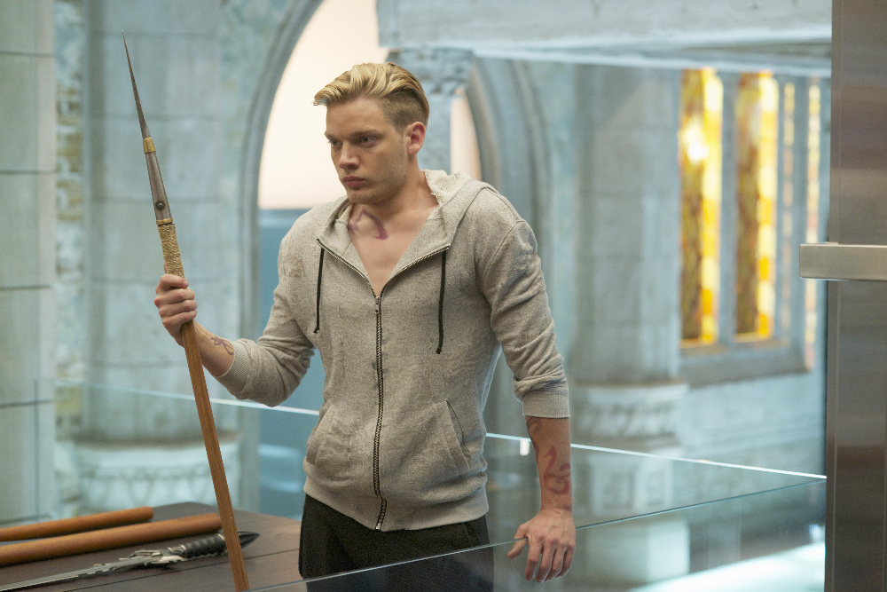 SHADOWHUNTERS - "Moo Shu To Go" - Alec finds himself torn between duty and loyalty to Jace in “Moo Shu to Go,” an all-new episode of “Shadowhunters,” airing Tuesday, February 9th at 9:00 – 10:00 p.m., EST/PST on Freeform, the new name for ABC Family. (Freeform/Sven Frenzel) DOMINIC SHERWOOD