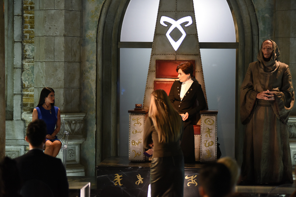 SHADOW HUNTERS - "Blood Calls to Blood" - With the help of a new ally, Clary and Jace attempt to rescue Jocelyn in "Blood Calls to Blood," an all-new episode of "Shadowhunters," airing TUESDAY, MARCH 22 (9:00-10:00 p.m. EDT) on Freeform. (Freeform/John Medland) EMERAUDE TOUBIA, MIMI KUZYK, STEPHEN R. HART